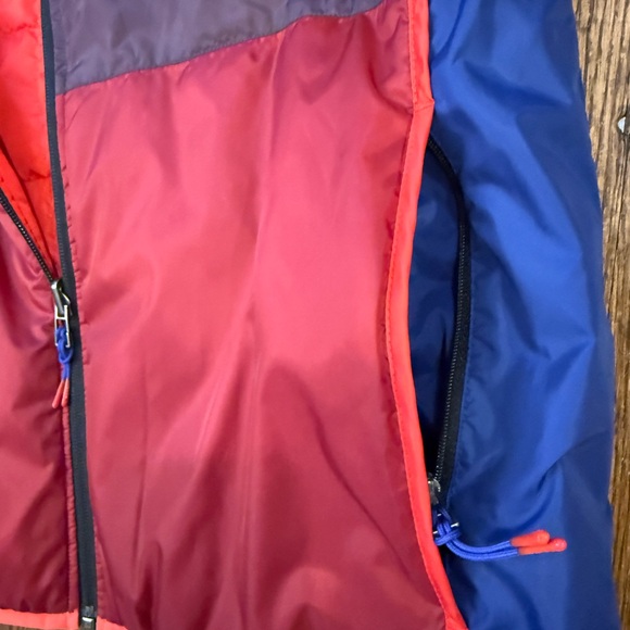 Cotopaxi Women’s Hooded Vest - Red, Blue, Purple - Picture 4 of 6